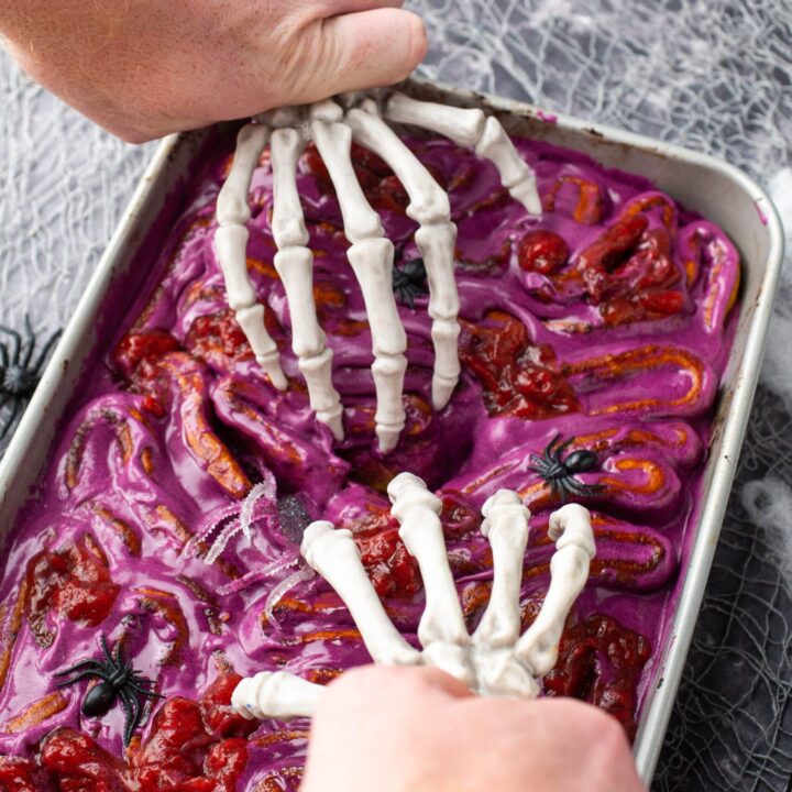 Zombie Guts (Cinnamon Roll Intestines)