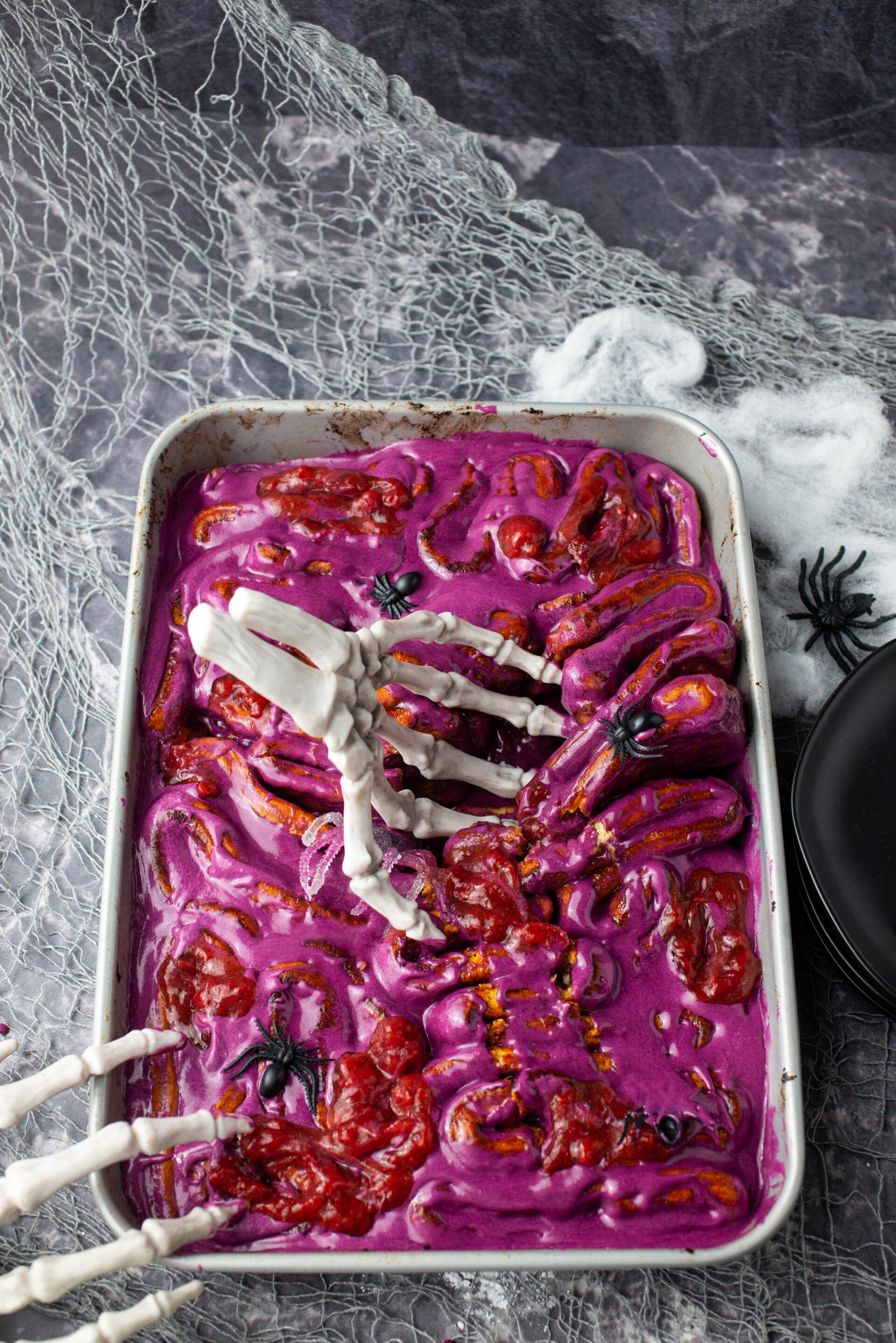 Zombie Guts (Cinnamon Roll Intestines) Comfort Food Ideas Halloween